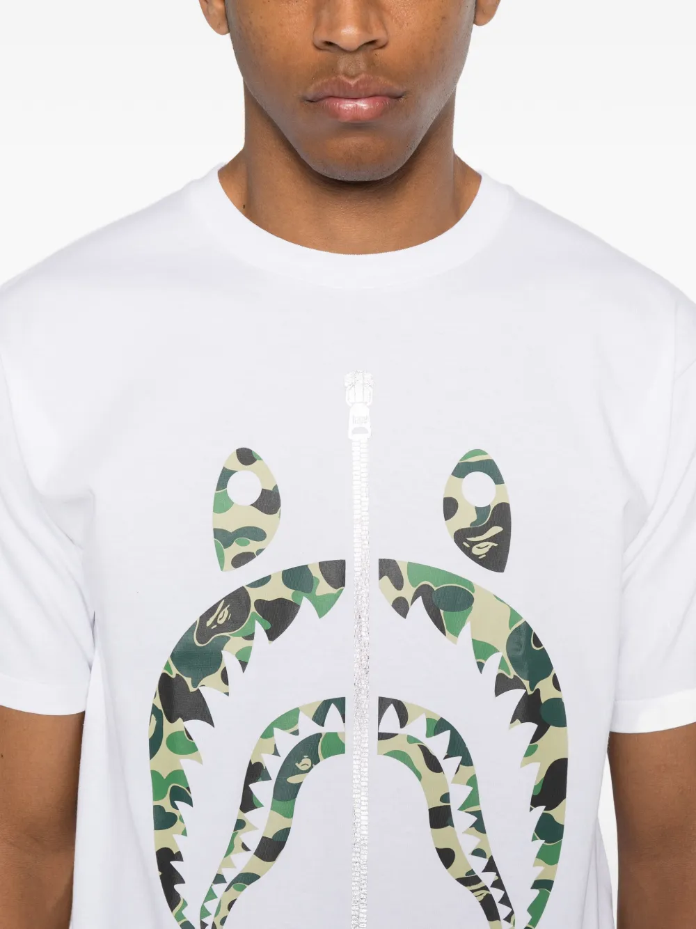 A BATHING APE T-shirt met camouflageprint Beige