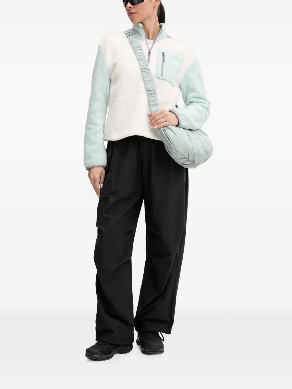 The North Face Sweater met fleece textuur en kwartrits Beige