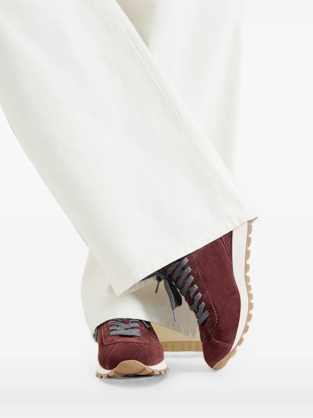 Brunello Cucinelli Suède schoenen met glanzende lus Rood