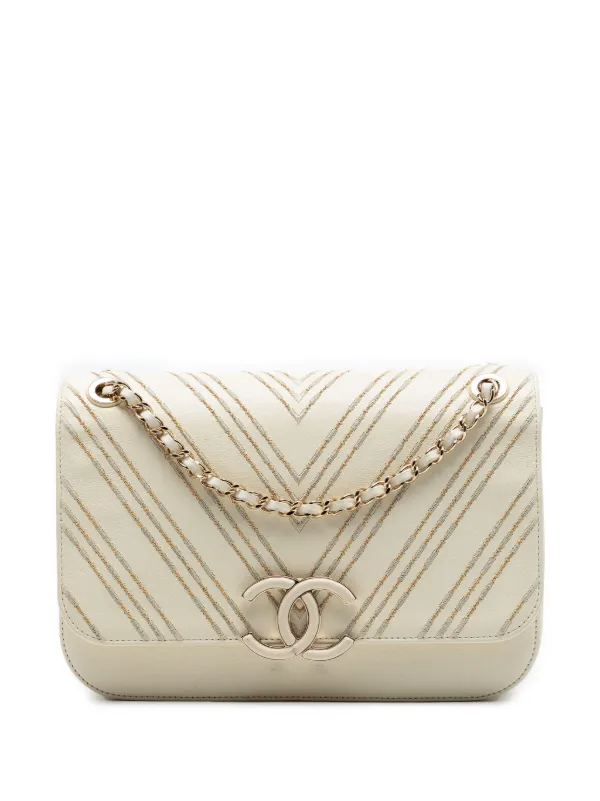 Chanel Pre-owned 2017-2018 Large Chevron Sheepskin Subtle Flap Crossbody Bag in White