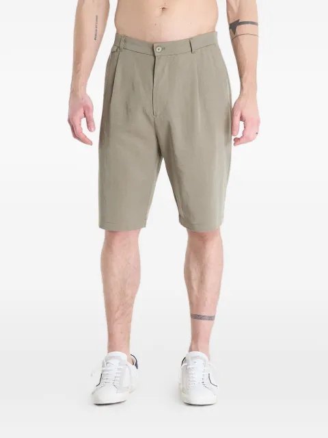 GUESS USA pleated-details shorts