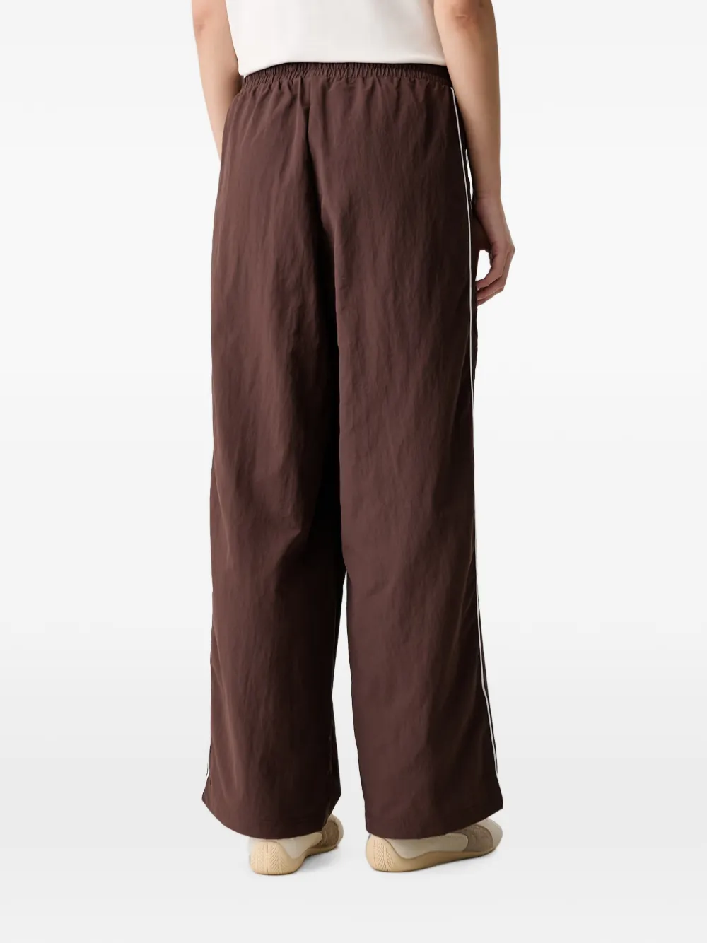 PUMA Trainingsbroek met trekkoordtaille en zijstreep Bruin