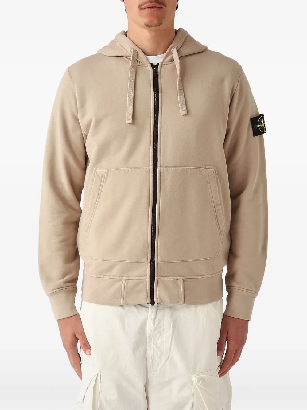 Stone Island 로고 패치 후드 집업 | 뉴트럴 | Image 1