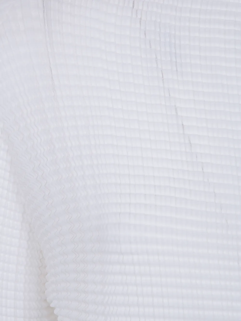 Issey Miyake Geplooide trui met hoge hals Wit