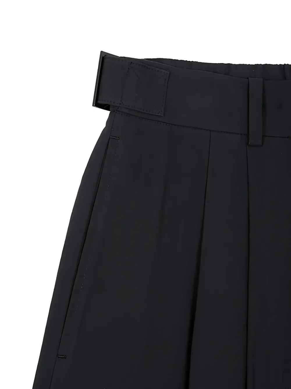 Juun.J Geplooide shorts Zwart