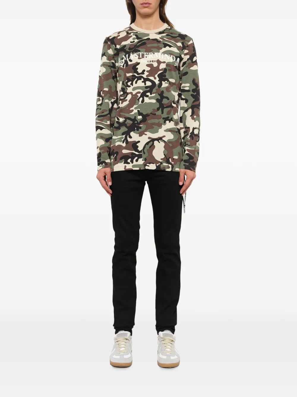 Mastermind Japan T-shirt met camouflageprint en doodskoppatroon Groen