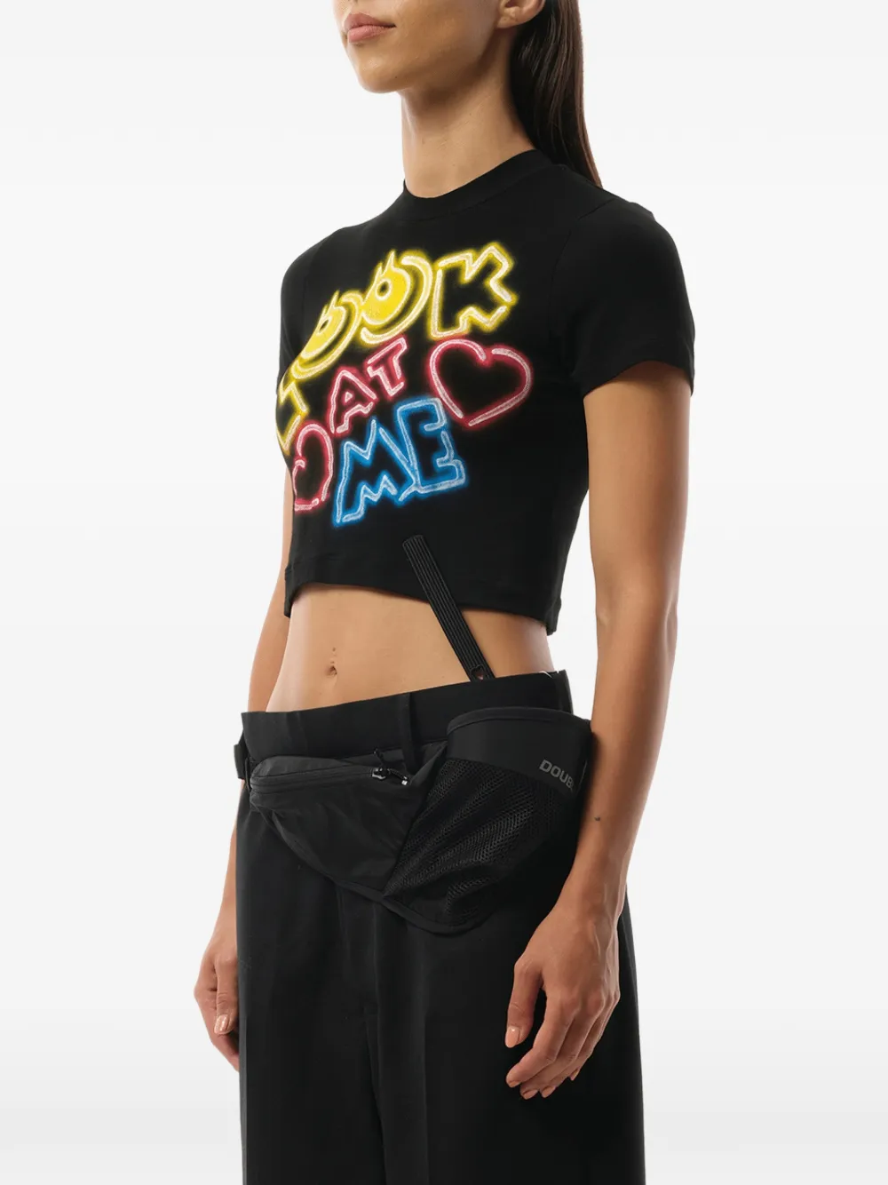Doublet English Fan-Service cropped T-shirt met neonprint Zwart