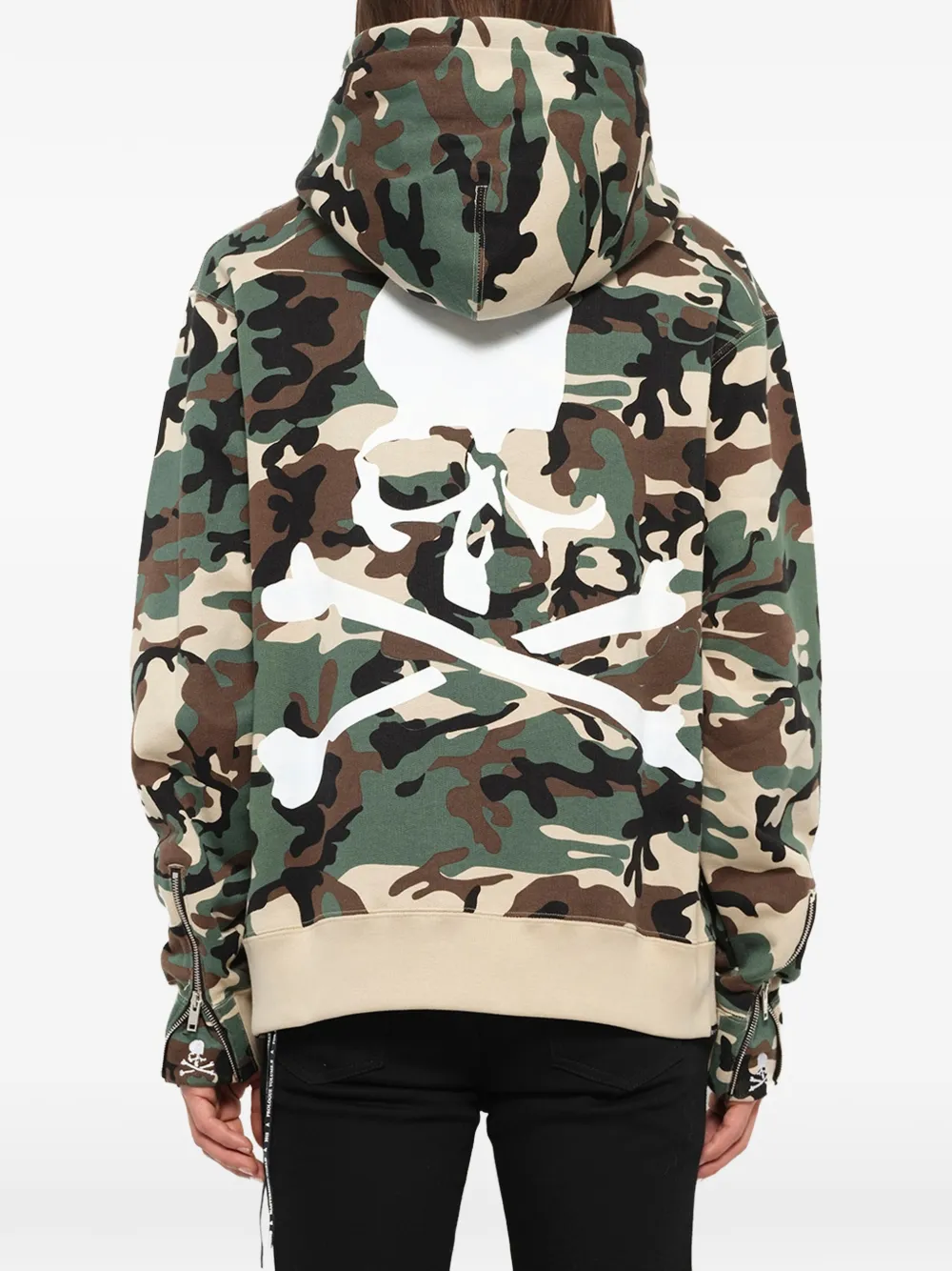 Mastermind Japan Hoodie met camouflageprint en doodskoppatroon Groen