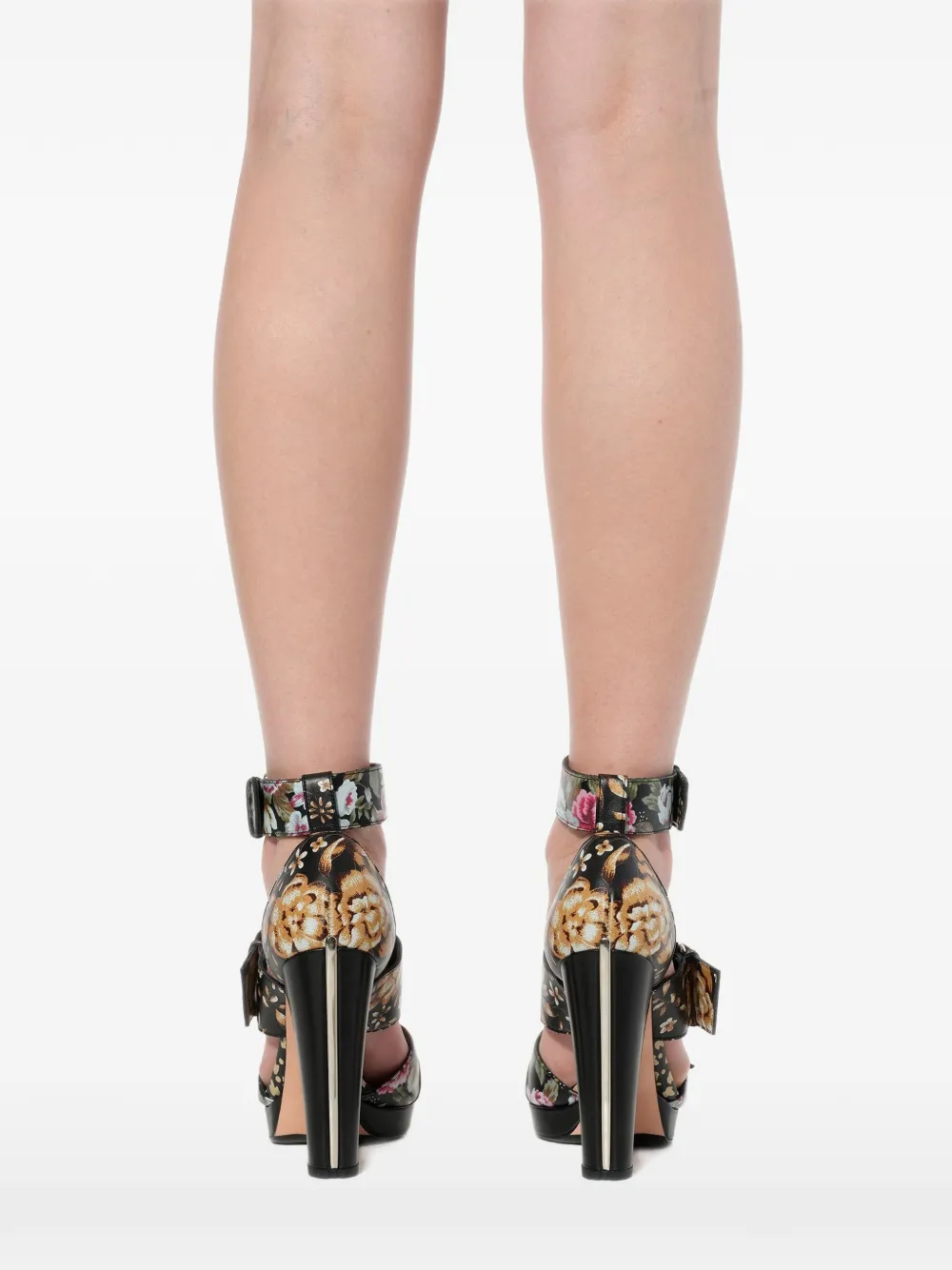 Alexander McQueen Sandalen met bloemenprint Zwart