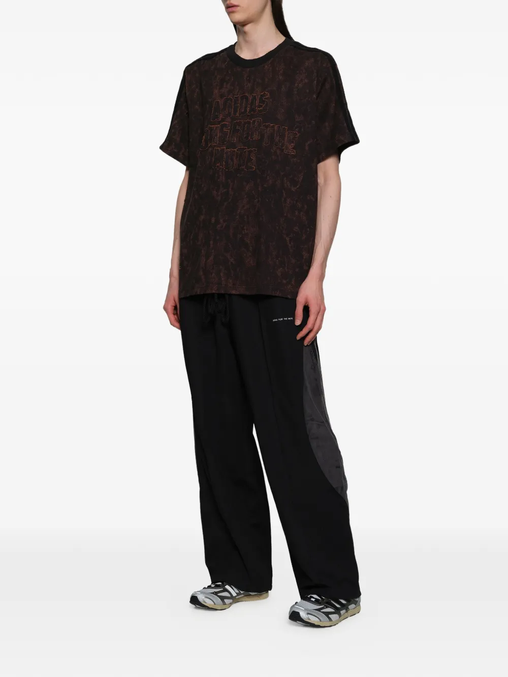 Song For The Mute x adidas 006 T-shirt met gebleekt effect Zwart