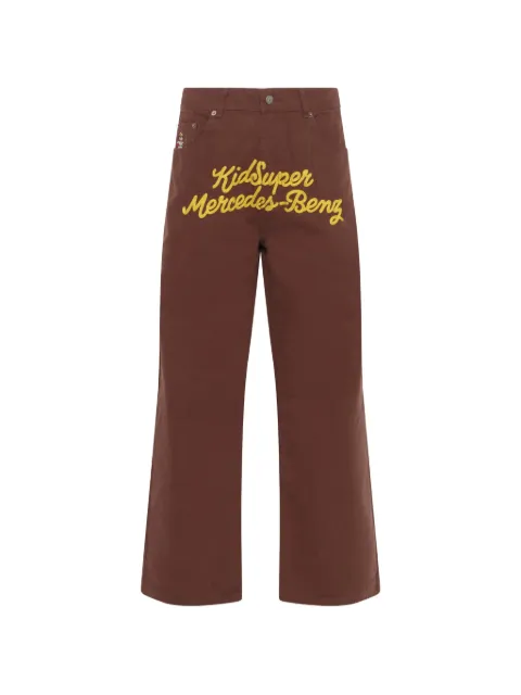 KidSuper pantalones anchos con logo bordado de KidSuper x Mercedes Benz