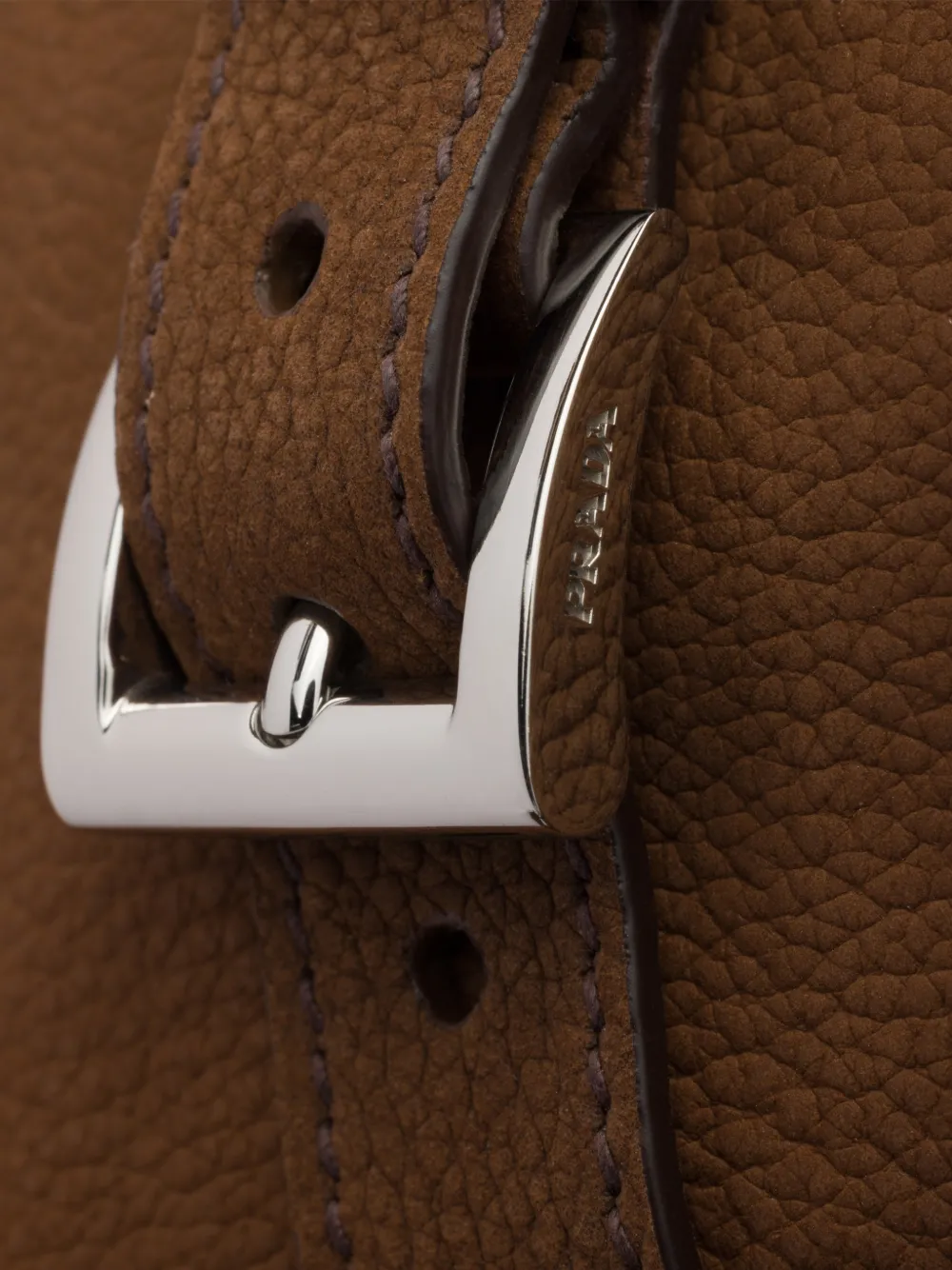 Prada Nubuck leren schoudertas Bruin
