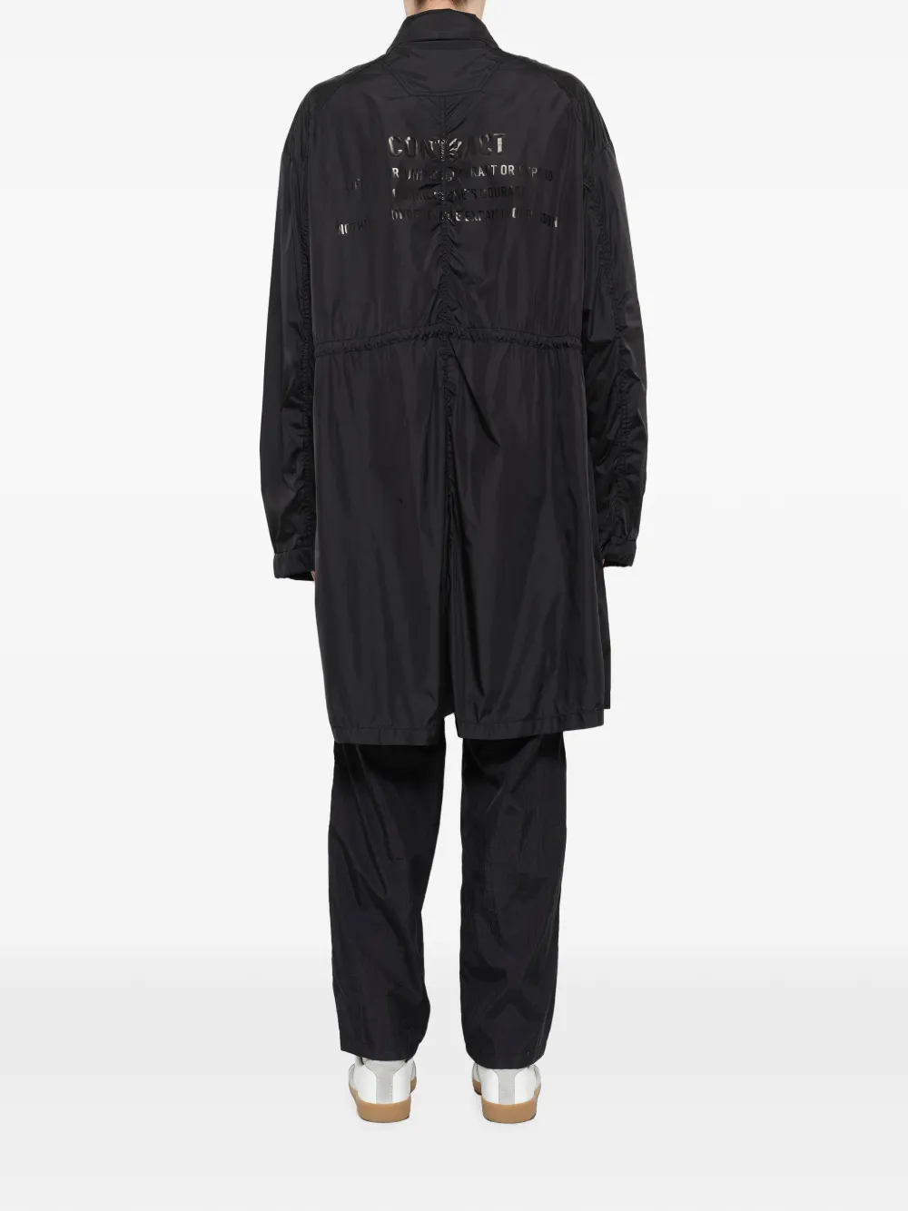 Juun.J Parka met trekkoordtaille en tekst Zwart