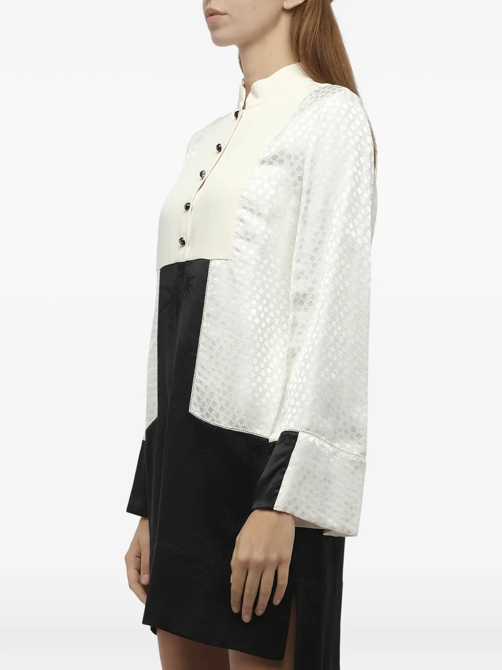 Alexander McQueen Mini-jurk met lange mouwen en knopen Wit