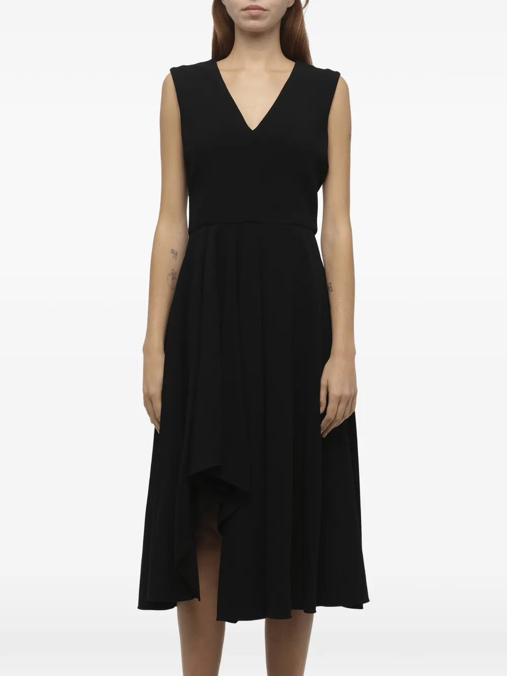Alexander McQueen asymmetric-hem V-neck dress - Schwarz