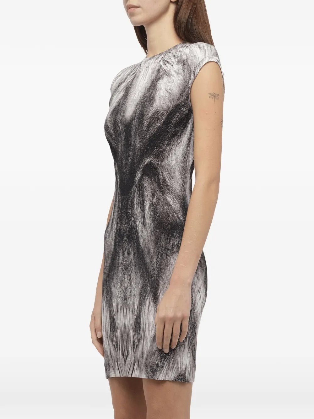 Alexander McQueen Jurk met kapmouwen Zwart