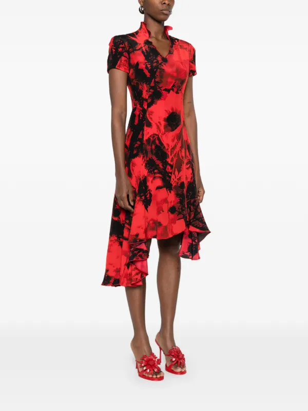 black dress with daisies Midi halter dress, cotton, floral print Size:8 US (40 EU) neck and regular fit The Assembly Line Patterns Women's Black Cute Puff