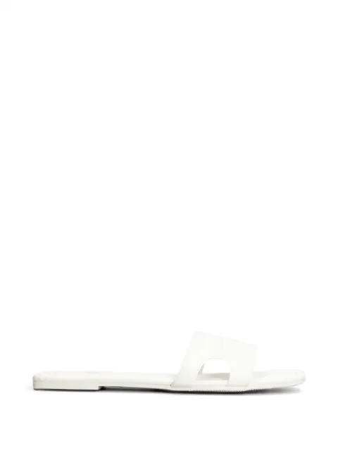 Marc Ellis Emi logo-embossed cut-out flat sandals