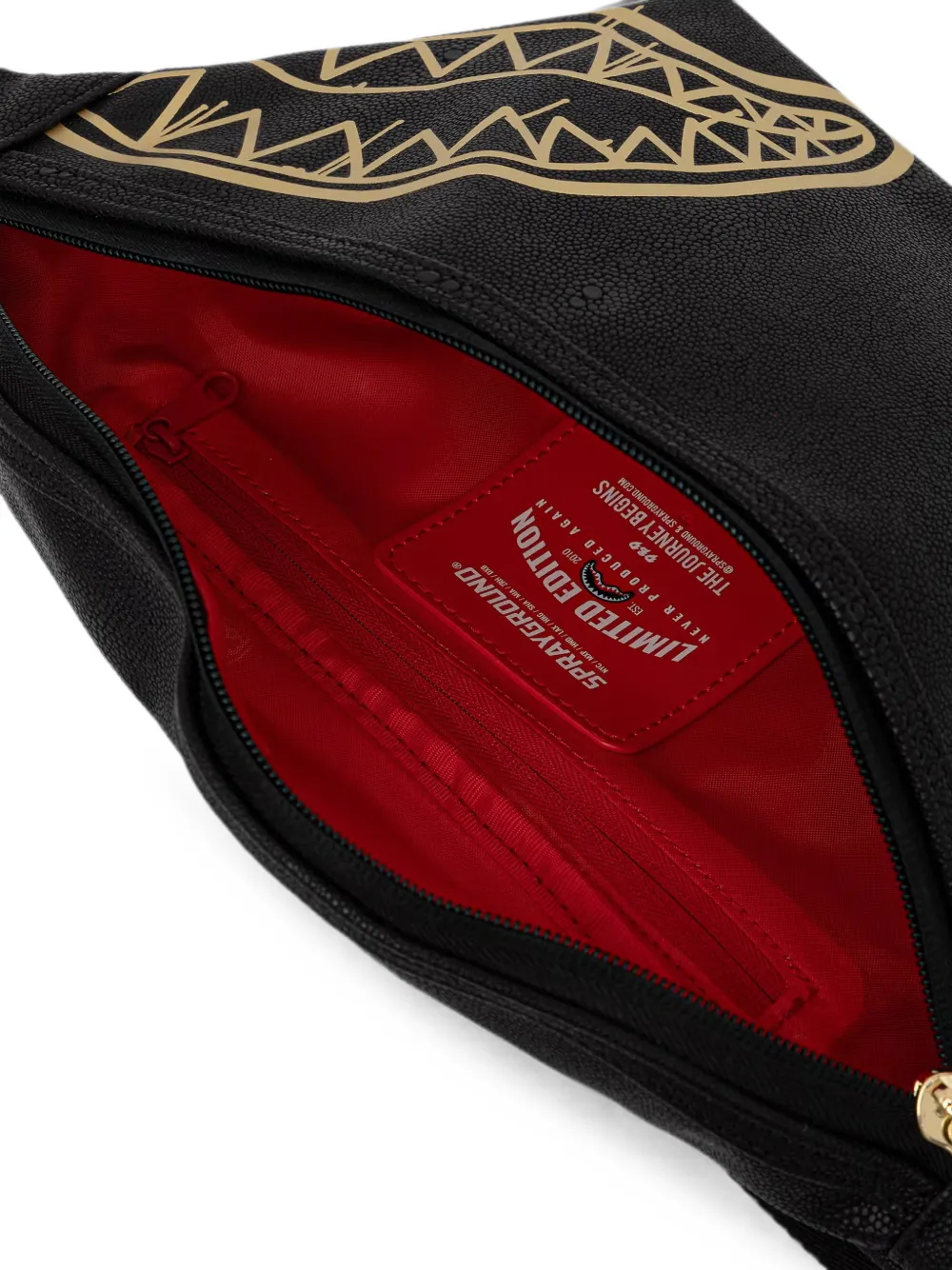 Sprayground Gold Fang Savvy heuptas Zwart