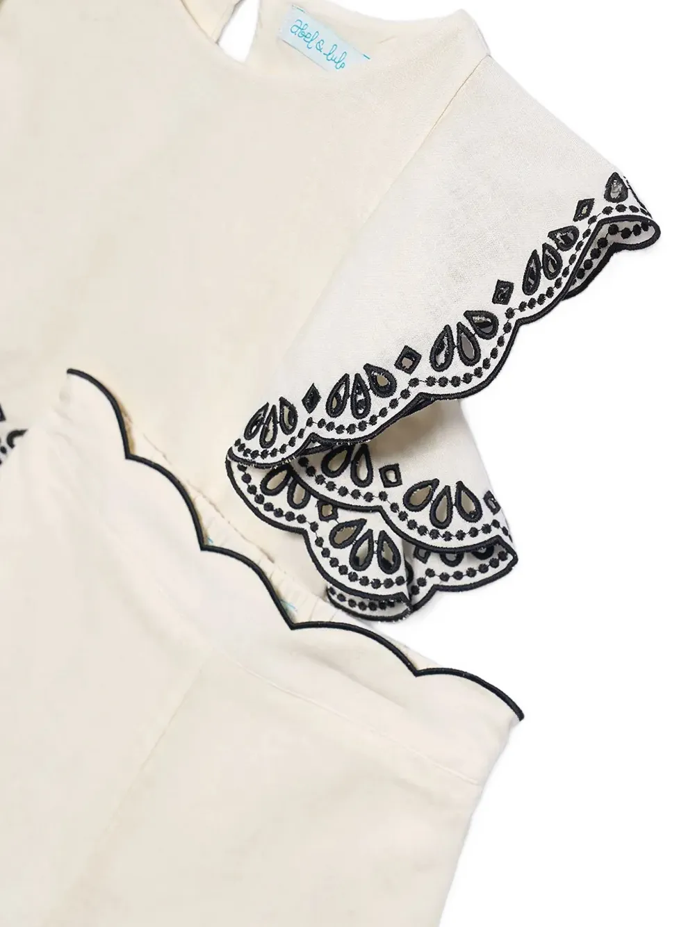 Abel & Lula scalloped embroidered shorts set (set of two) Beige