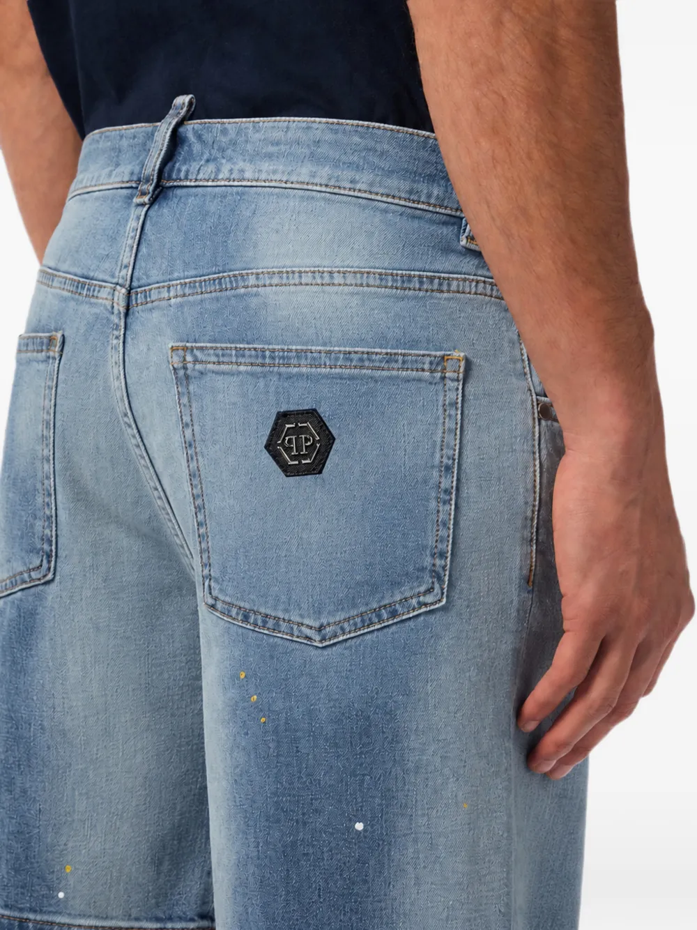 Philipp Plein Gerafelde shorts met verfspatten Blauw