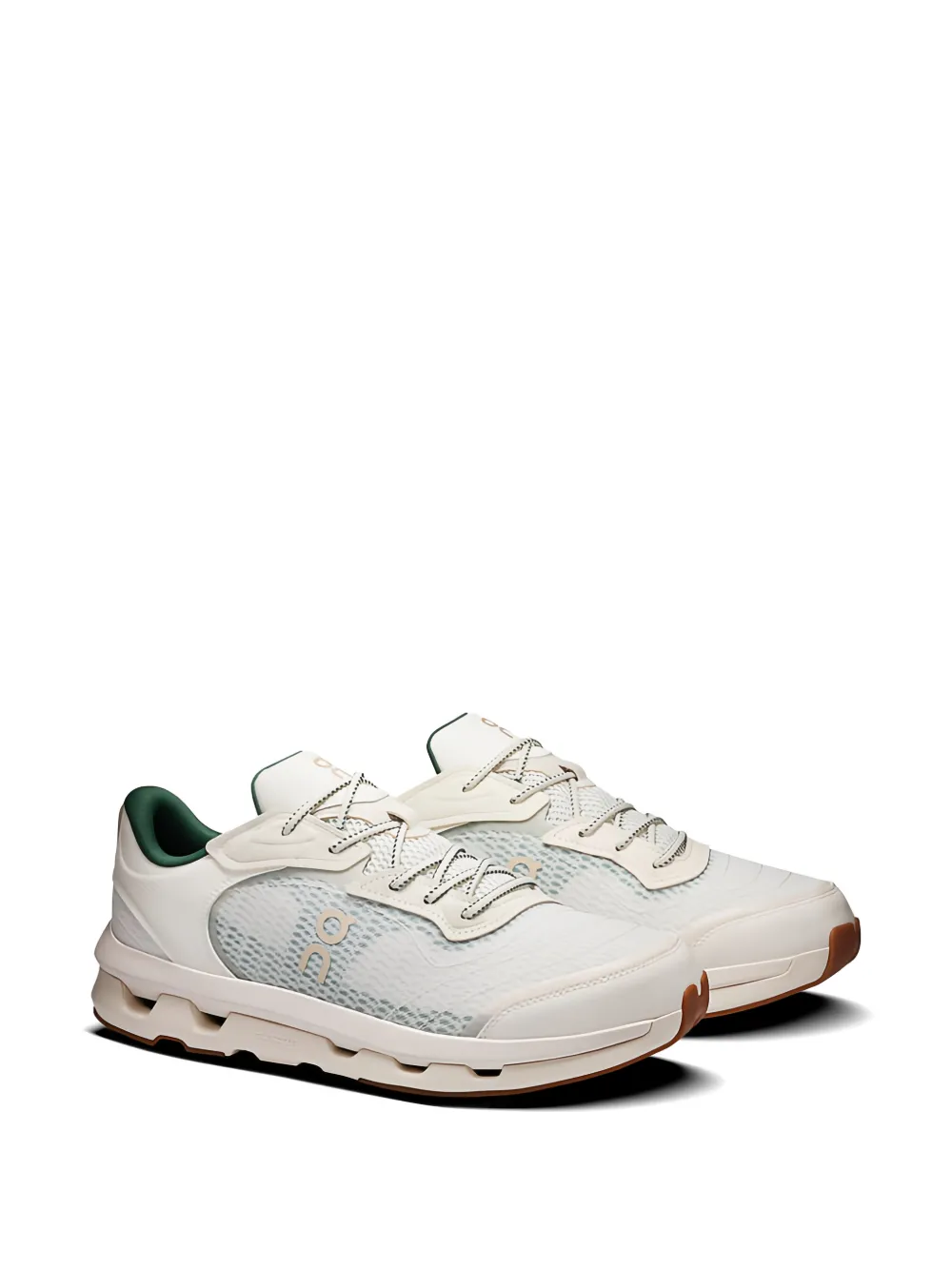 On x Zendaya x Law Roach Cloudz e Mo sneakers Beige