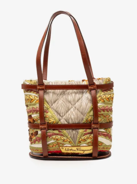 Ferragamo Pre-Owned bolsa bucket Jungle Safari de piel y nylon capitonada 2000-2026