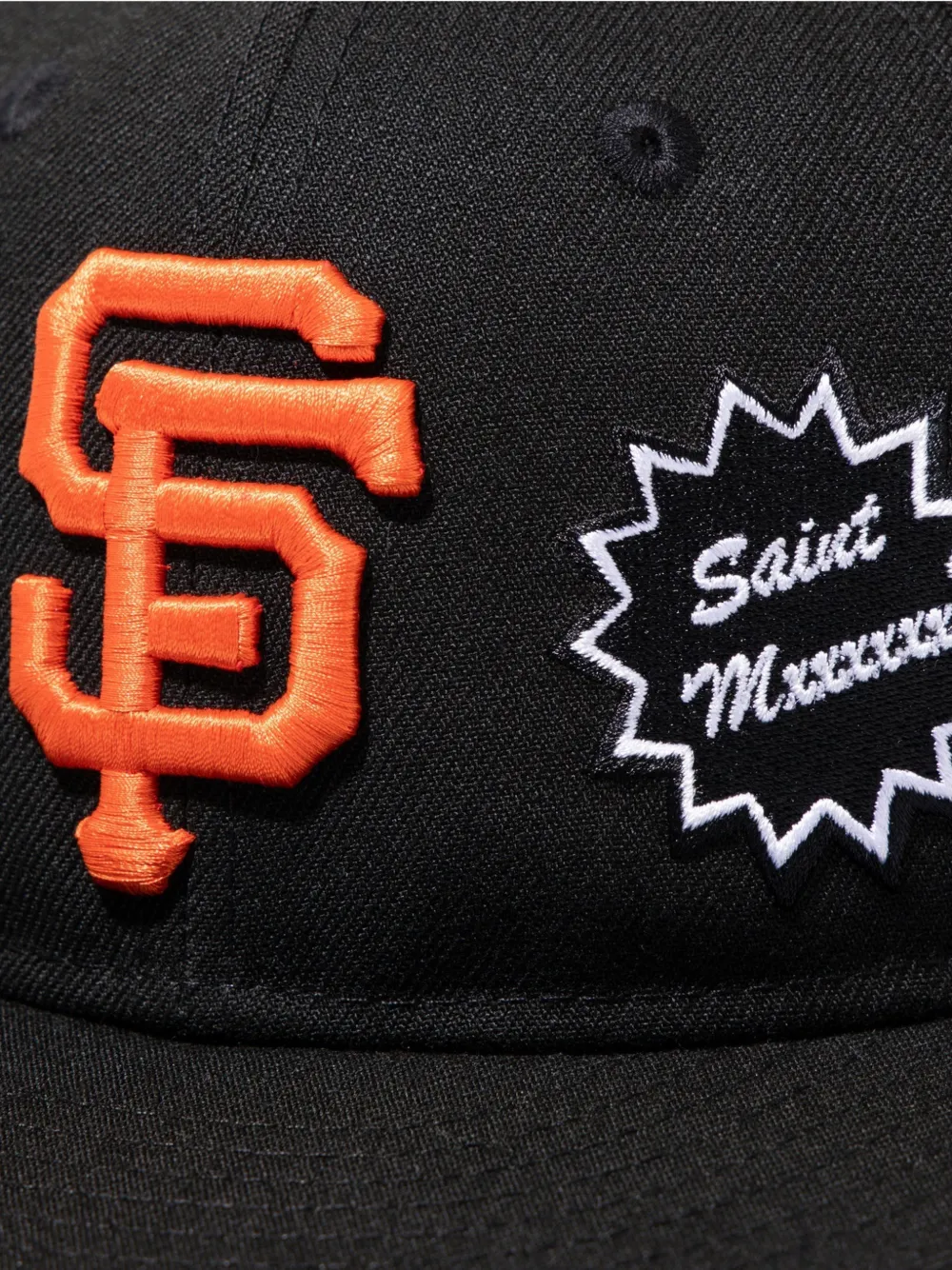 SAINT MXXXXXX x New Era x MLB Giants pet Zwart