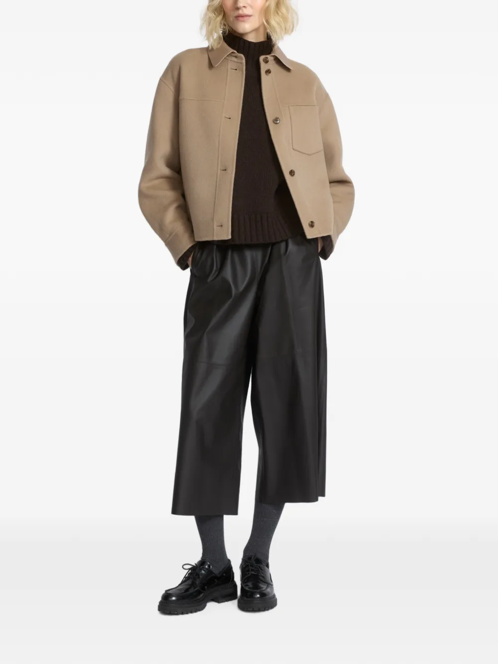 Yves Salomon Jack met leren kraag en borstzak Beige