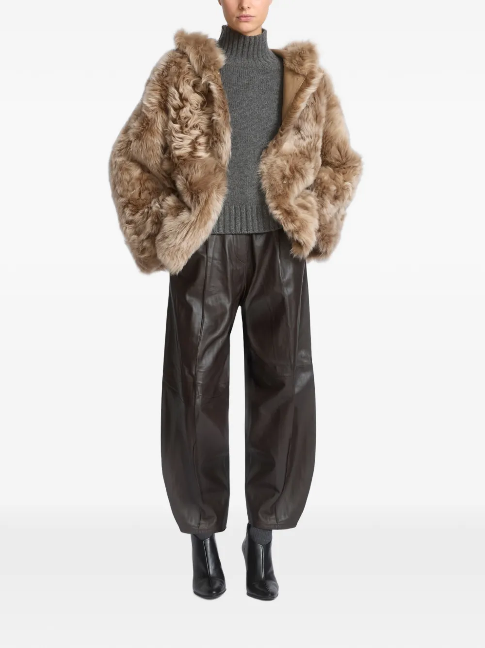 Yves Salomon Omkeerbaar lammy jack met capuchon Beige