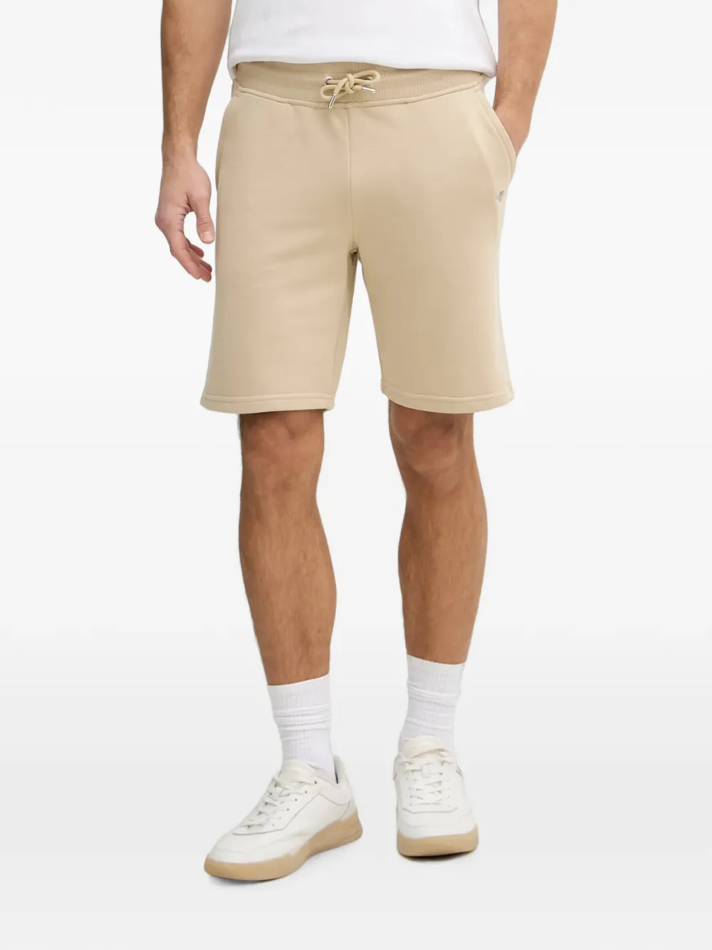 Gant logo-embroidered drawstring shorts - Nude