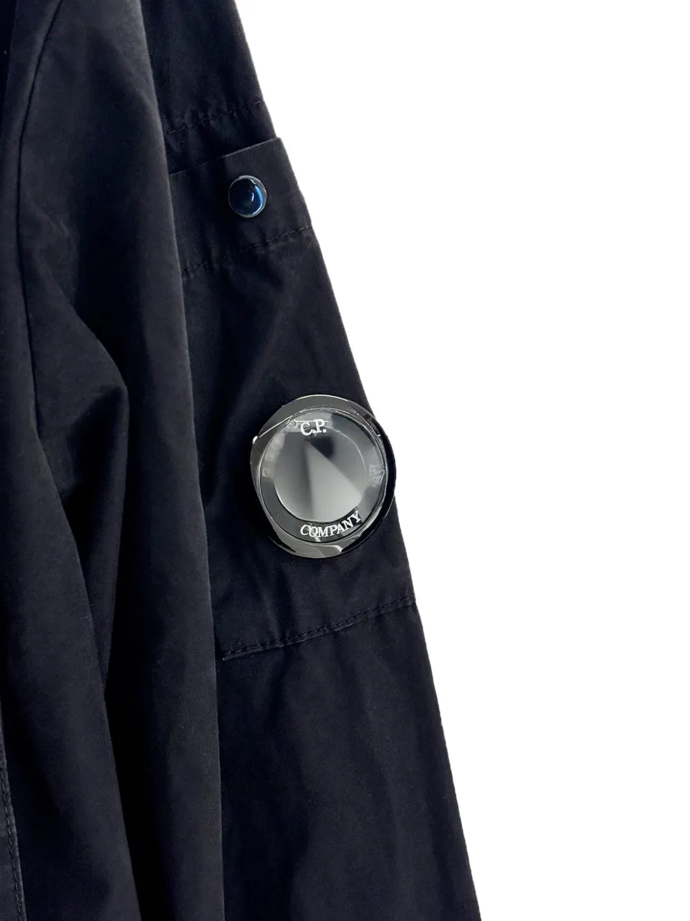 C.P. Company Shirtjack met capuchon en Lens-detail Blauw