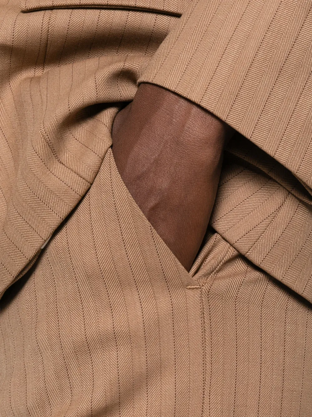 Maje Broek met krijtstreep en riemlussen Beige