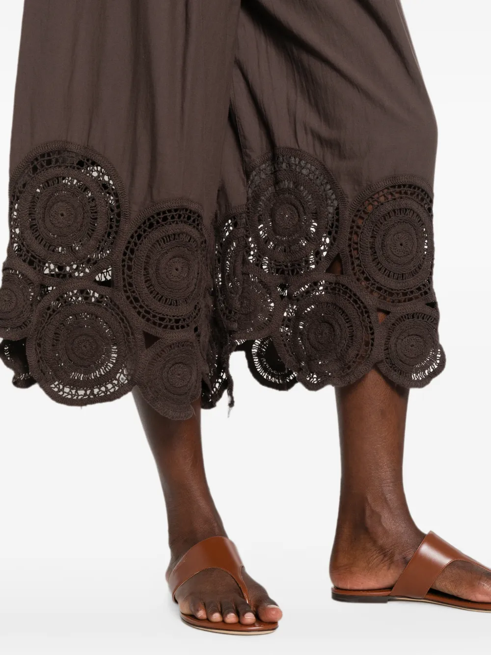VICOLO Broek met gehaakte afwerking Bruin