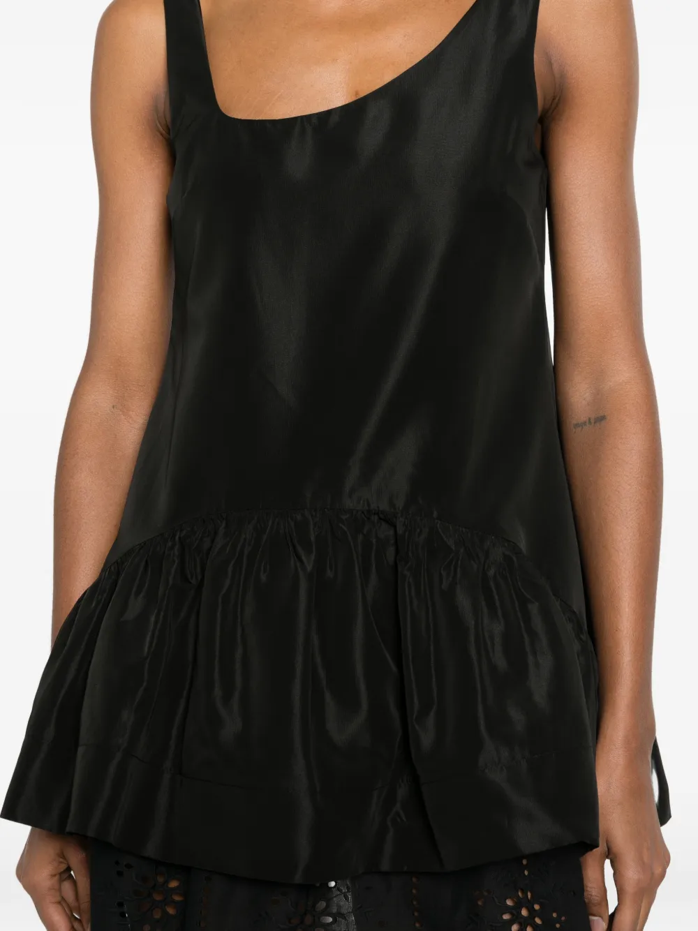 Simone Rocha Top met asymmetrische hals en ruches Zwart
