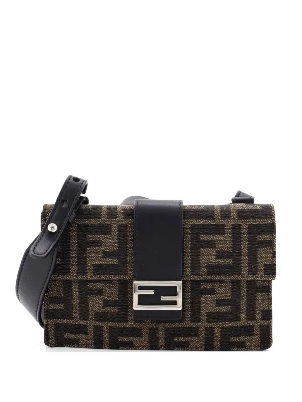 Fendi Pre-Owned Baguette Convertible Pouch Zucca Canvas Belt Bag 