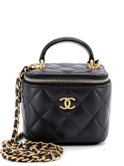 CHANEL Pre-Owned Classic Top Handle Vanity Case with Chain Quilted Lambskin Mini crossbody bag