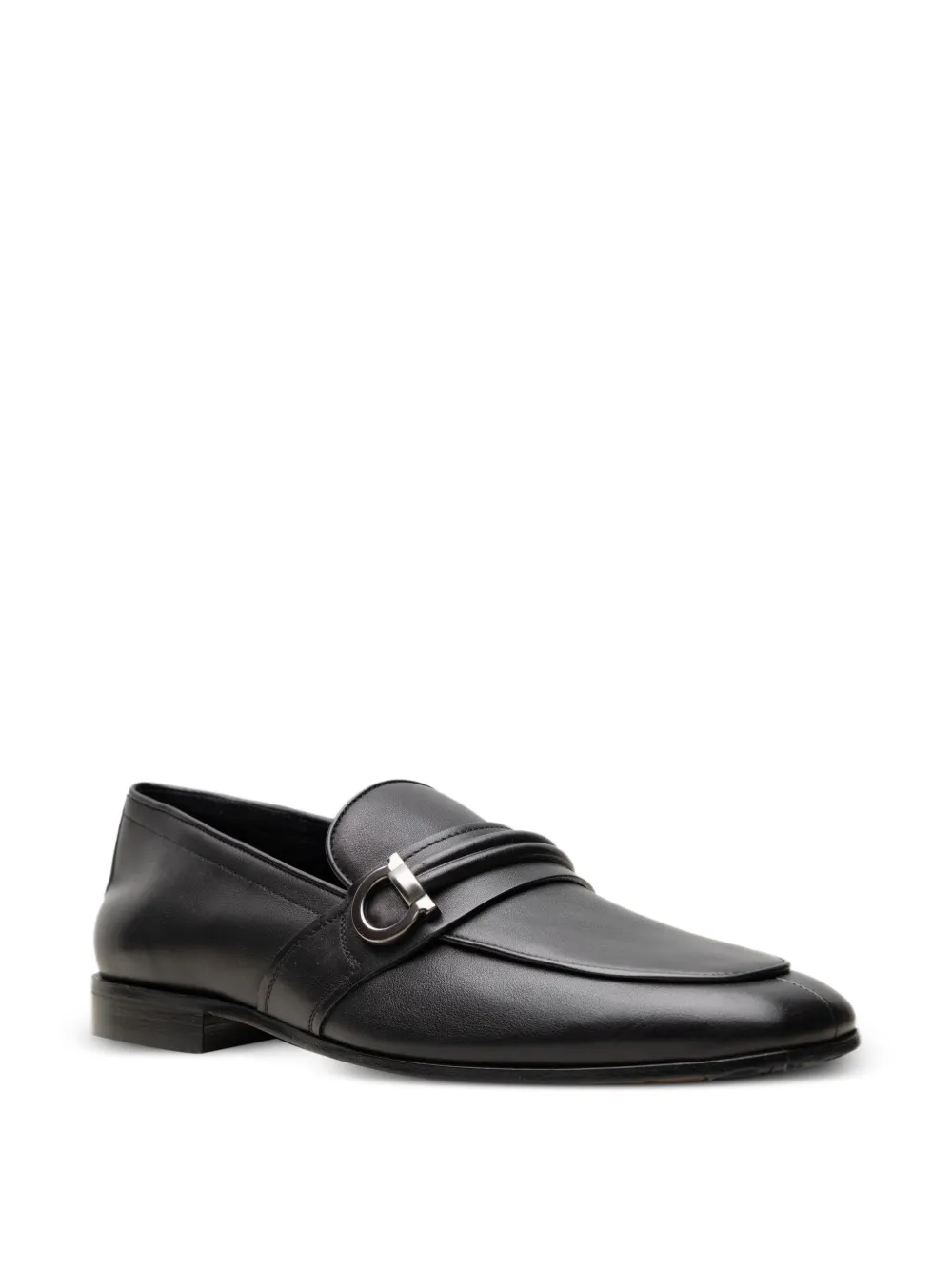 Ferragamo Gancini-plaque leather loafers Zwart