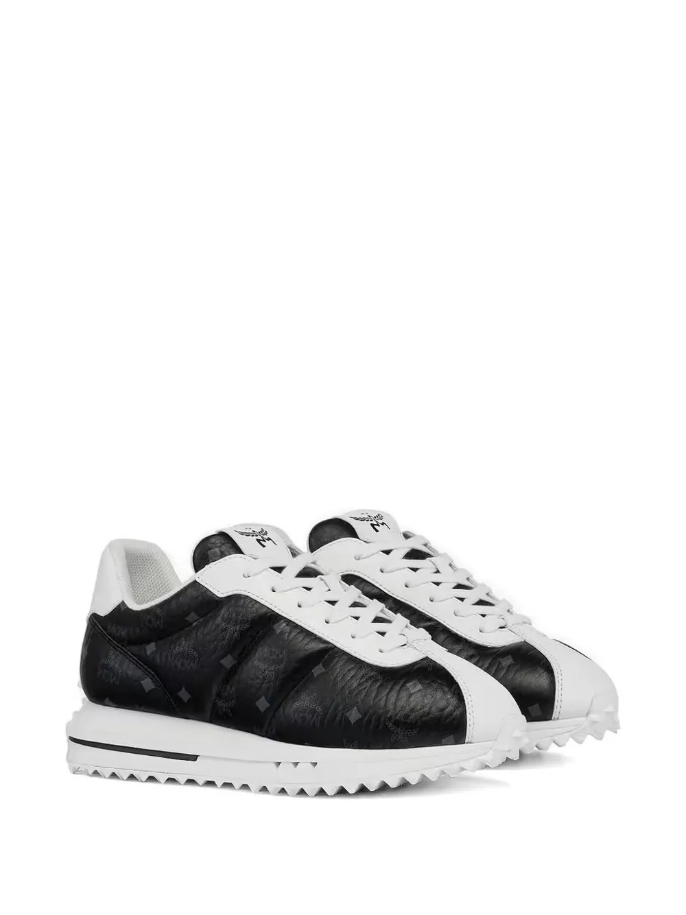 MCM Diamante sneakers met vlakken en monogramprint Zwart