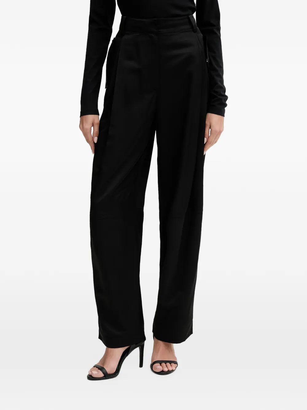 Sisley pleated tapered trousers