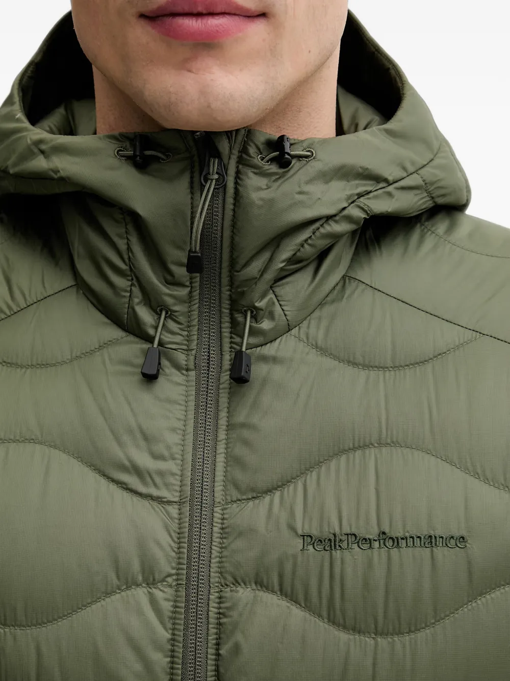 Peak Performance Helium gewatteerd jack met capuchon Groen