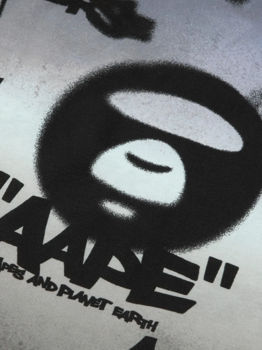 AAPE BY *A BATHING APE T-shirt met graffiti-print Grijs
