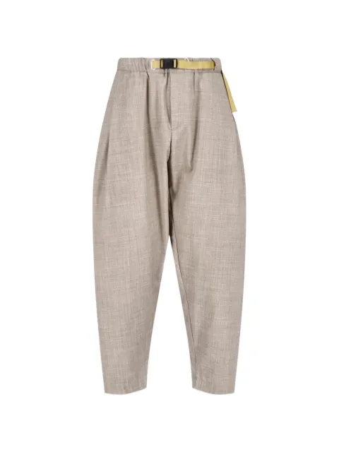 White Sand buckle-fastening trousers