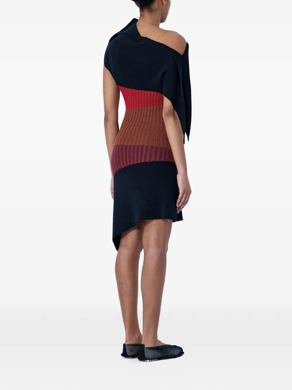 Kiko Kostadinov Midi-jurk met asymmetrische hals Zwart
