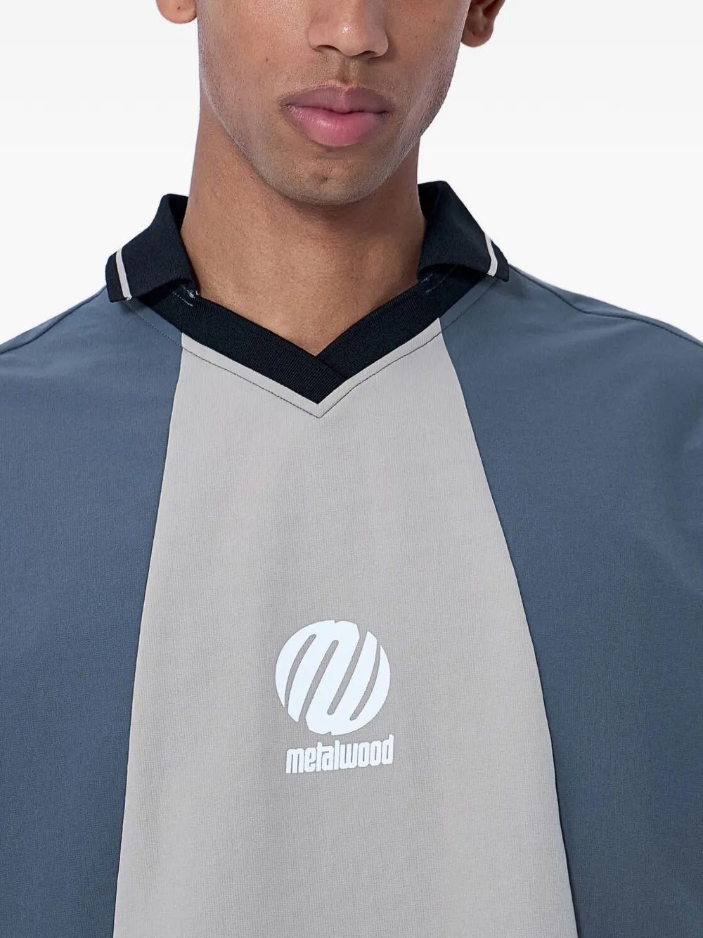Metalwood Studio Sweater met V-hals Blauw