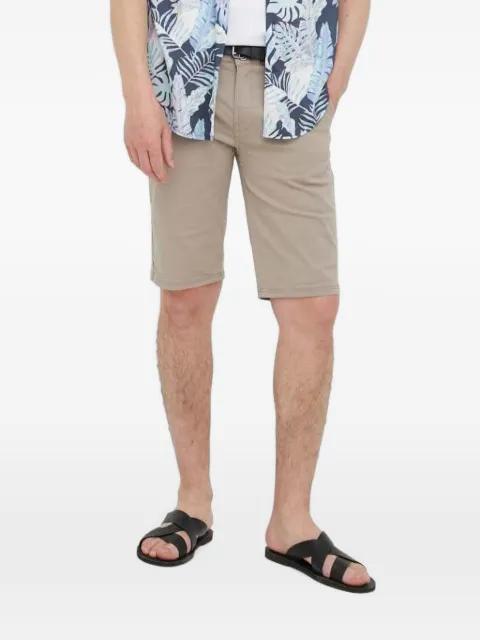 Lindbergh logo-patch chino shorts
