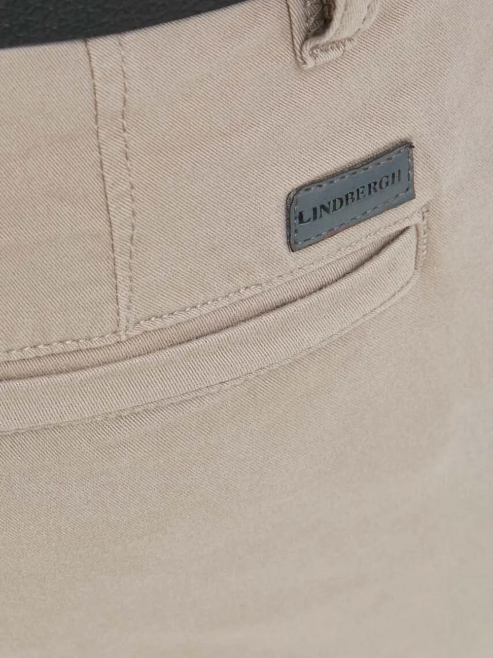 Lindbergh Shorts met logopatch Beige