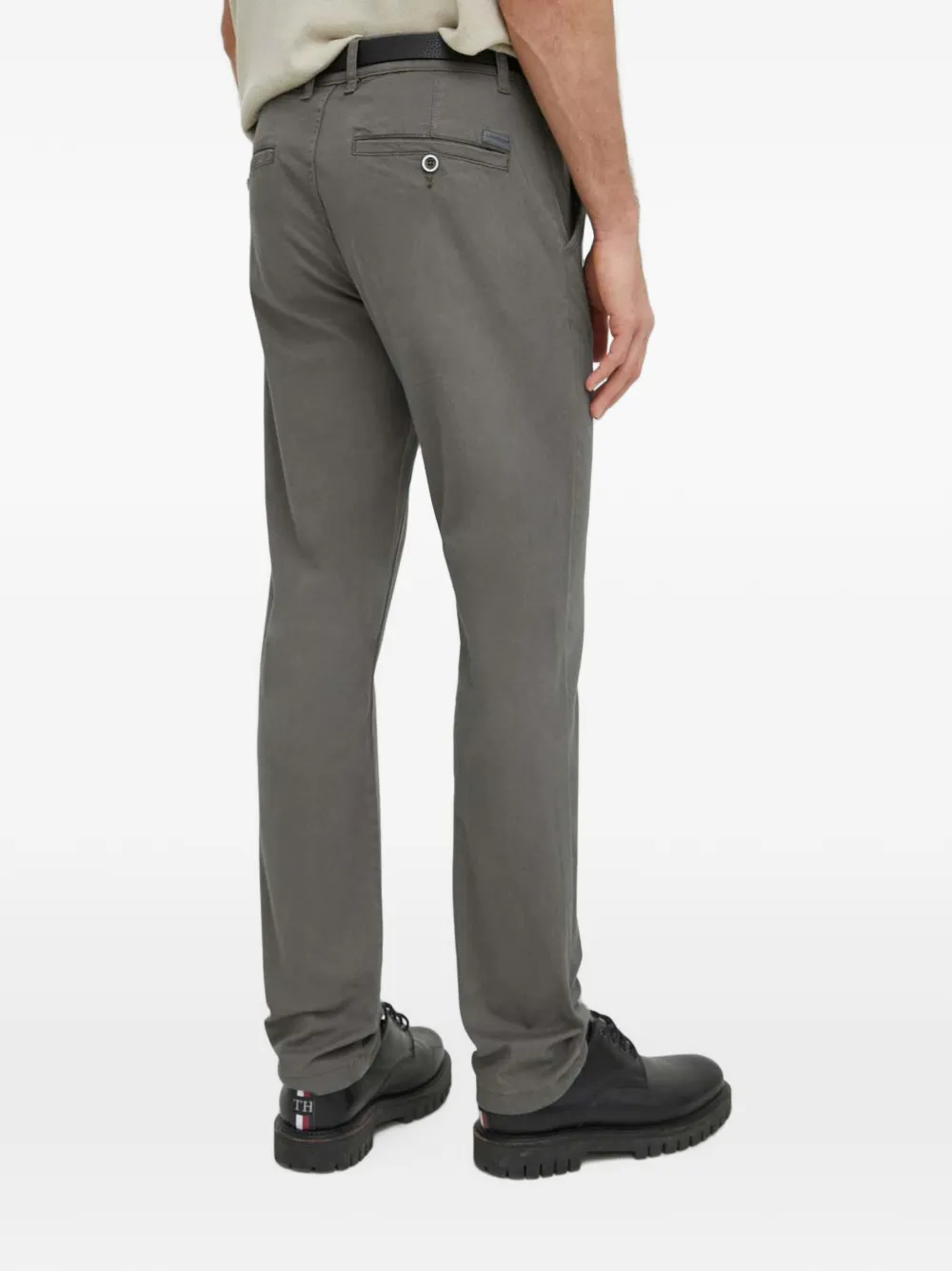 Lindbergh Chino met logopatch Grijs