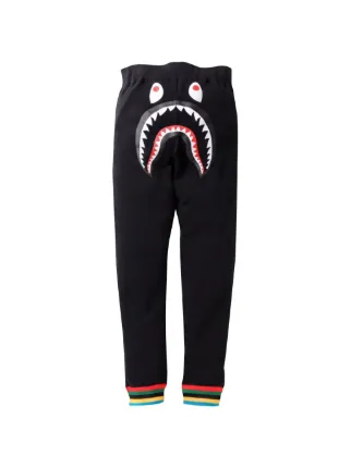 A BATHING APE®