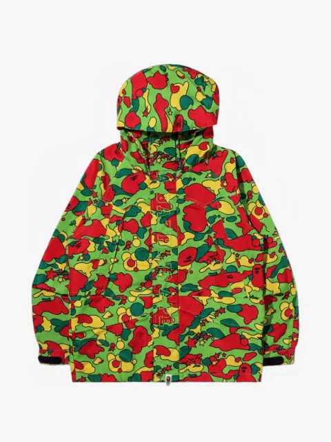 A BATHING APE® Sta Camo snowboard jacket